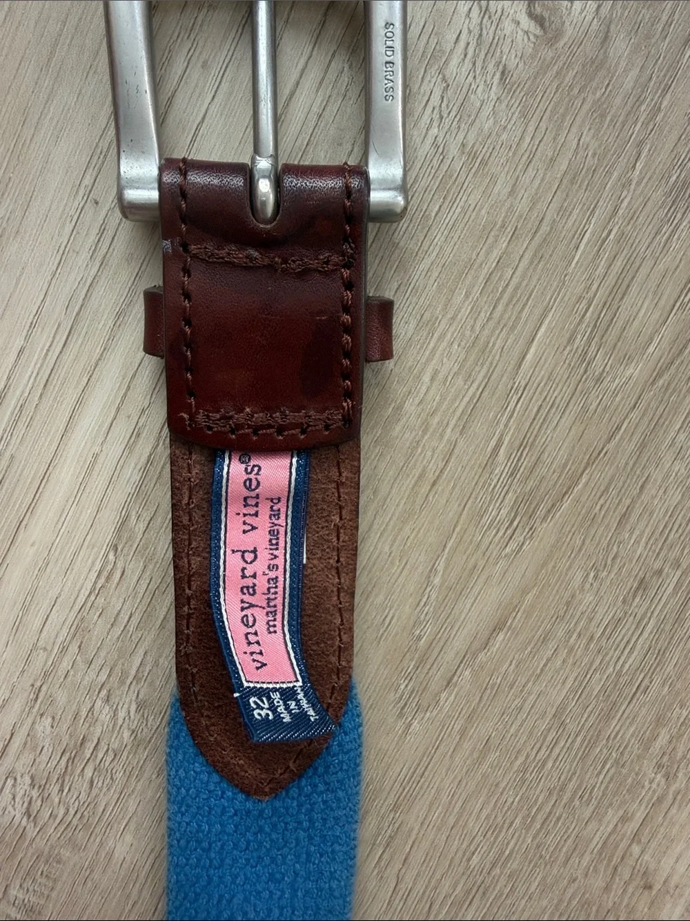 Men's Vineyard Vines belt blue with green whales